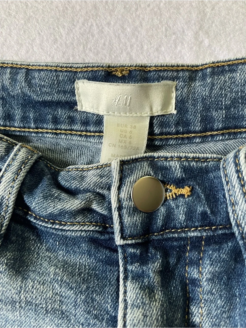 H&M Distressed Denim Shorts - Medium Blue